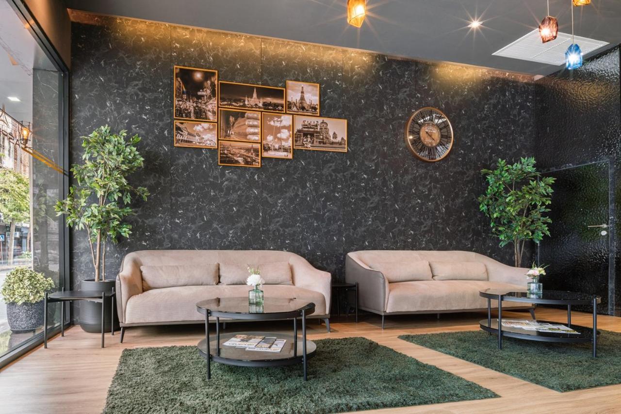 Aspira Gems Center Silom 호텔 방콕 외부 사진